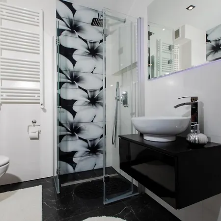 Apartament Milan Gardenia Z Widokiem Na Morze Epapartamenty شقة